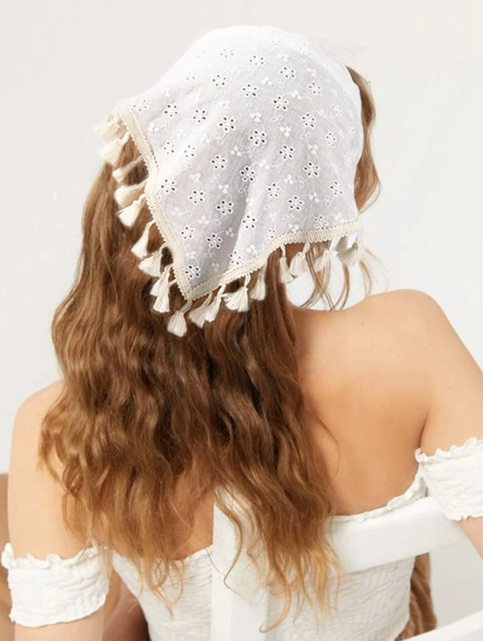 Lina White Head Scarf