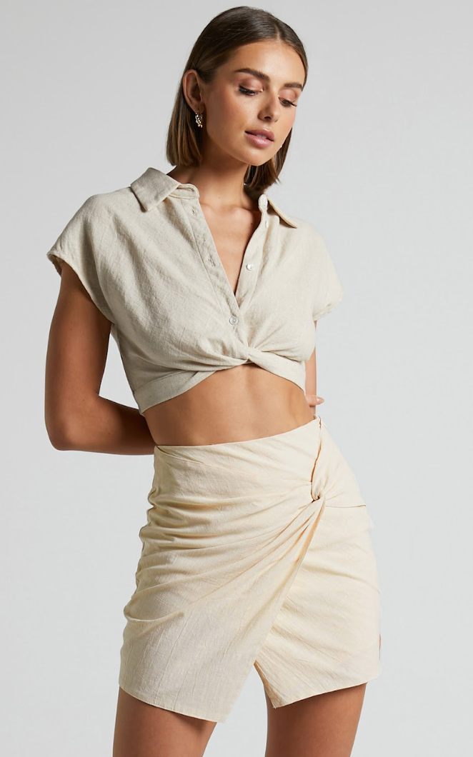 Classic Detail Mini Skirt