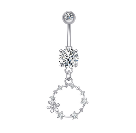 Navlepiercing med hengende sirkel