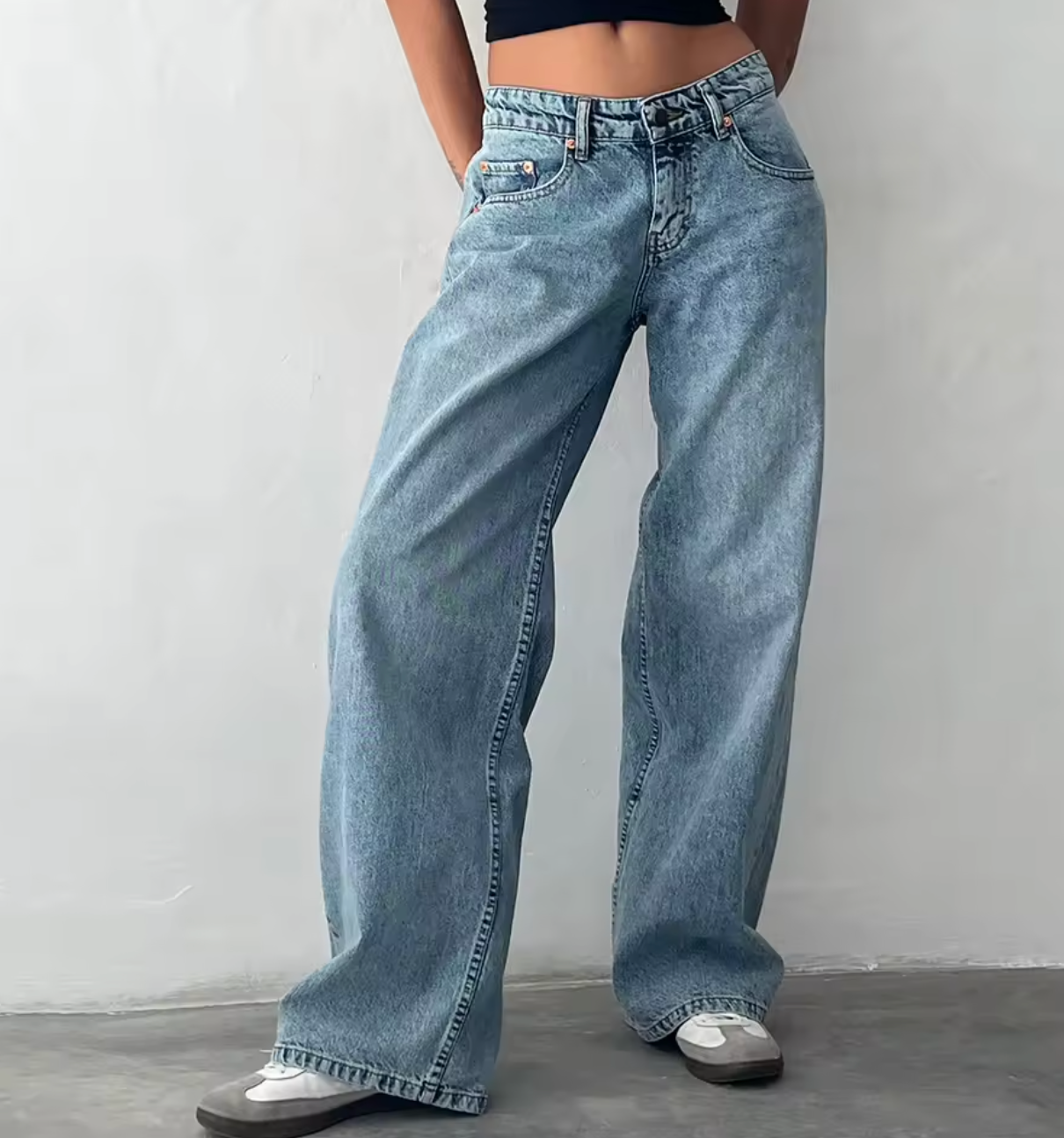Low Waist Baggy Jeans