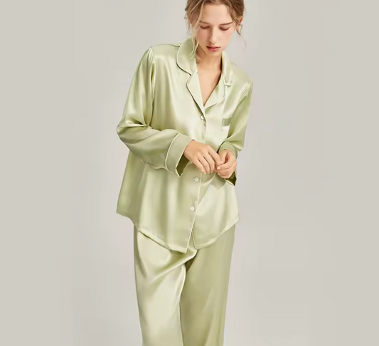 Amara Satin – Pyjamas Sett i Sateng