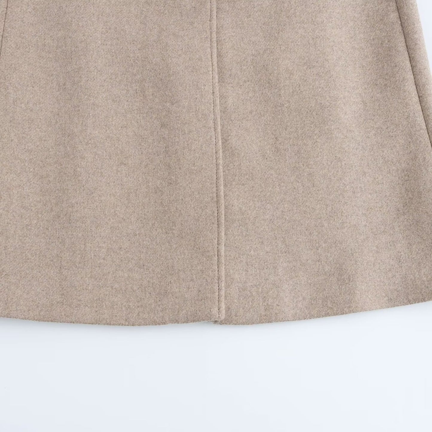 Divora Luxe Coat – Elegant Kåpe med Pelsfôr