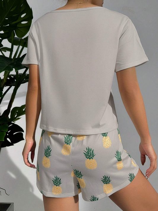 Pineapple Bliss – T-skjorte & Shorts Pysjsett