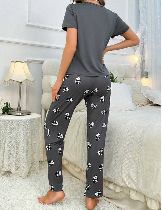 Panda Cozy – T-skjorte & Bukse Pysjsett