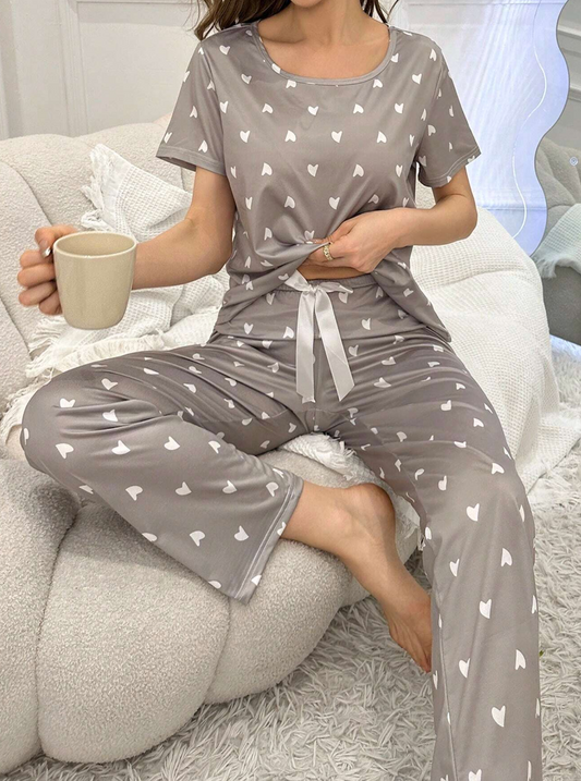 Cozy Hearts – T-skjorte & Bukse Pysjsett