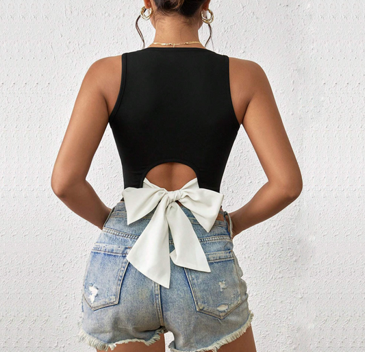 Back Bow Beauty