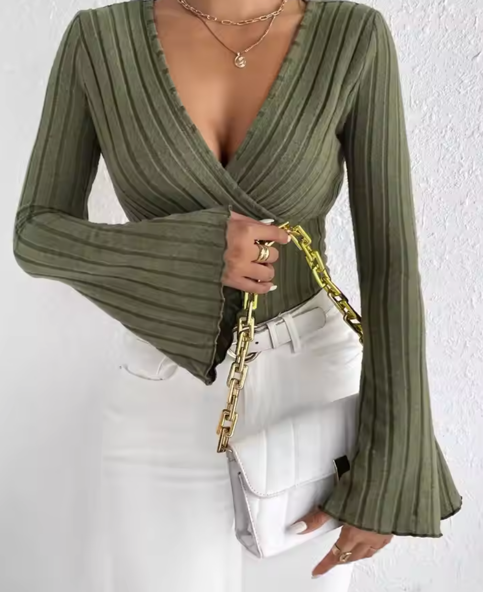 Elara Ease – V-hals topp